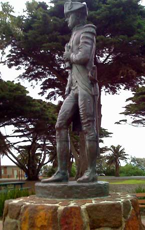 Statue of Matthew Flinders - Mornington Park